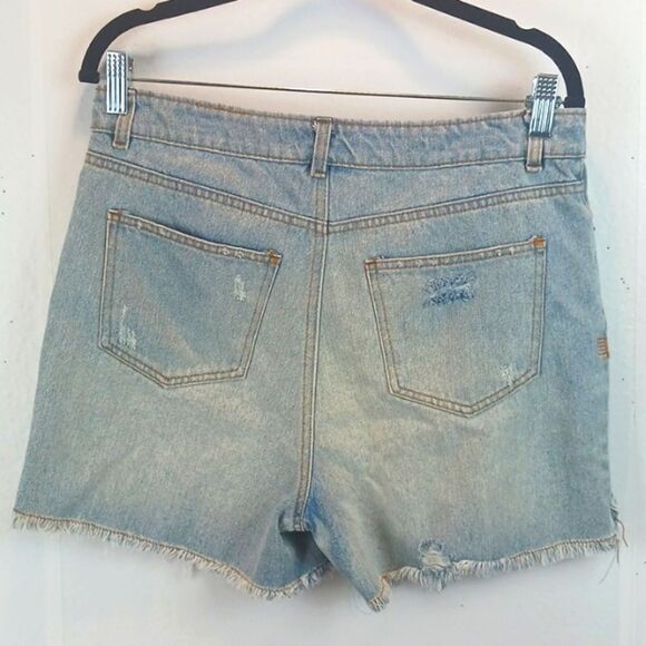 C&V distressed high waist blue denim shorts sz 29 - Picture 3 of 9